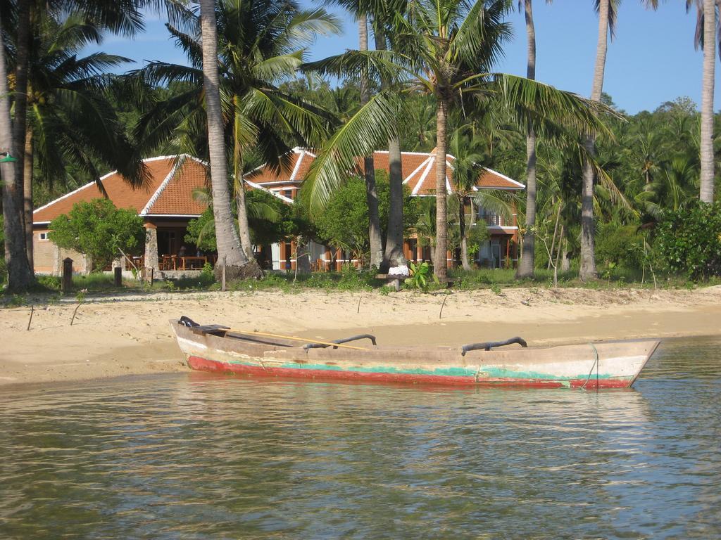 Escape Karimunjawa Hotel Semarang Eksteriør billede